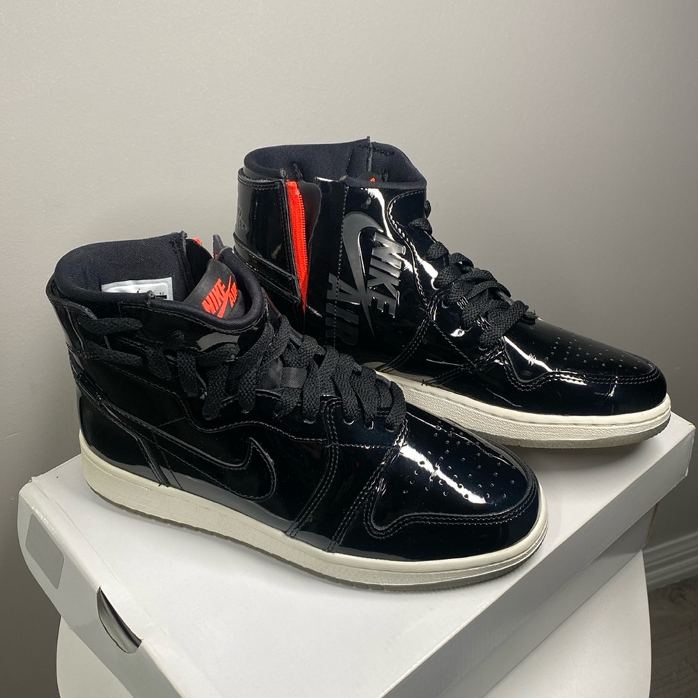 Jordan 1 Rebel XX